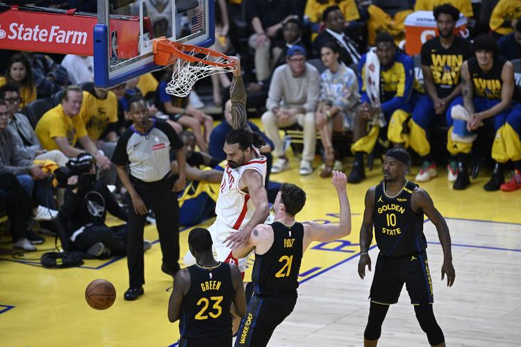 记者：火箭这转换防守像不像野球局动不动直接被对方1打0上篮