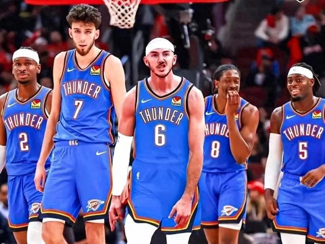 雷霆替补真奢侈！麦凯恩16中9砍赛季新高26分还有2个帽！