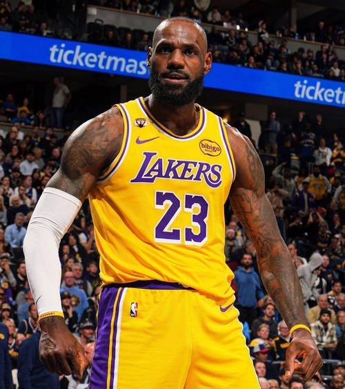 还能说啥！湖人七连胜期间詹姆斯出战4场全胜且出手均不超过15次