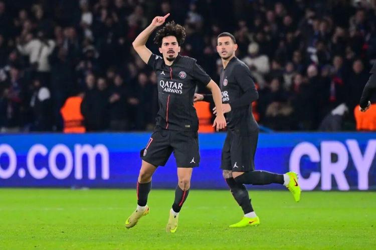 身价2000万欧！阿斯报：多家经纪公司争抢18岁皇马新星皮塔奇