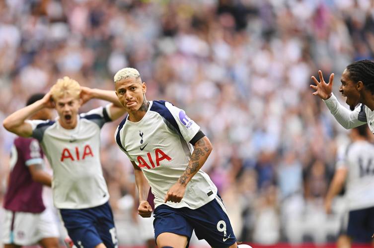 斯洛特:热刺通过长传球扳平比分,加拉塔萨雷也会采取类似方式