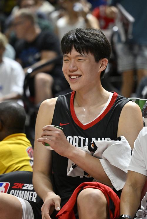 12.5%！解说：杨瀚森需提升三分在NBA没投出夏联的手感这不难练