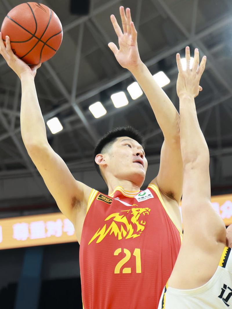 胡金秋谈与吉林比赛决定背后的球队评估作为队长要以身作则_CBA直播