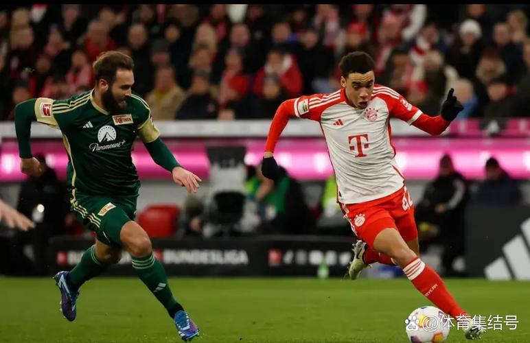 凯恩表示他只需要一次客串门将的体验，乌尔比希今天的出场让人感到很高兴_德甲直播