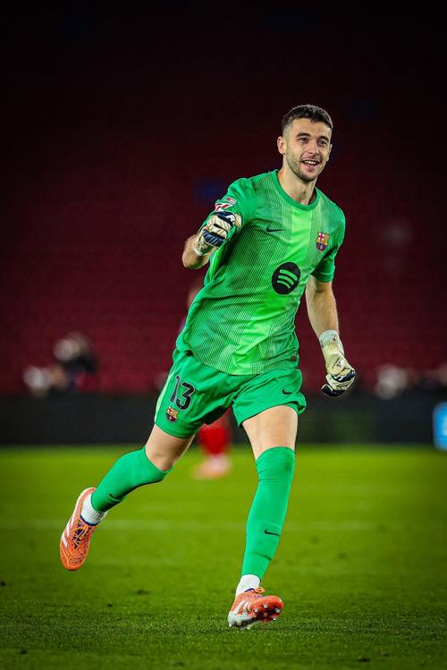 世体报道霍安加西亚伤势似无大碍巴萨将迅速安排检查_西甲直播