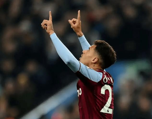 替补猛将！海兰德12中6&三分7中3拿18分3板2助正负值+30冠绝全场