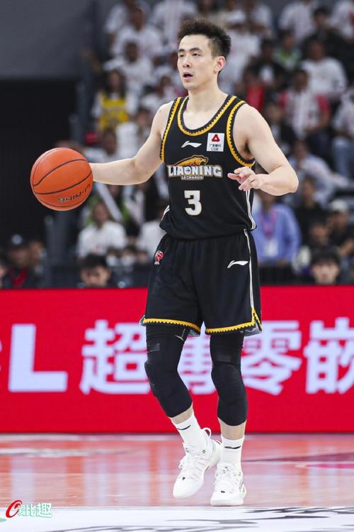 尽力了！赵继伟5记三分球空砍26分2板2助1断