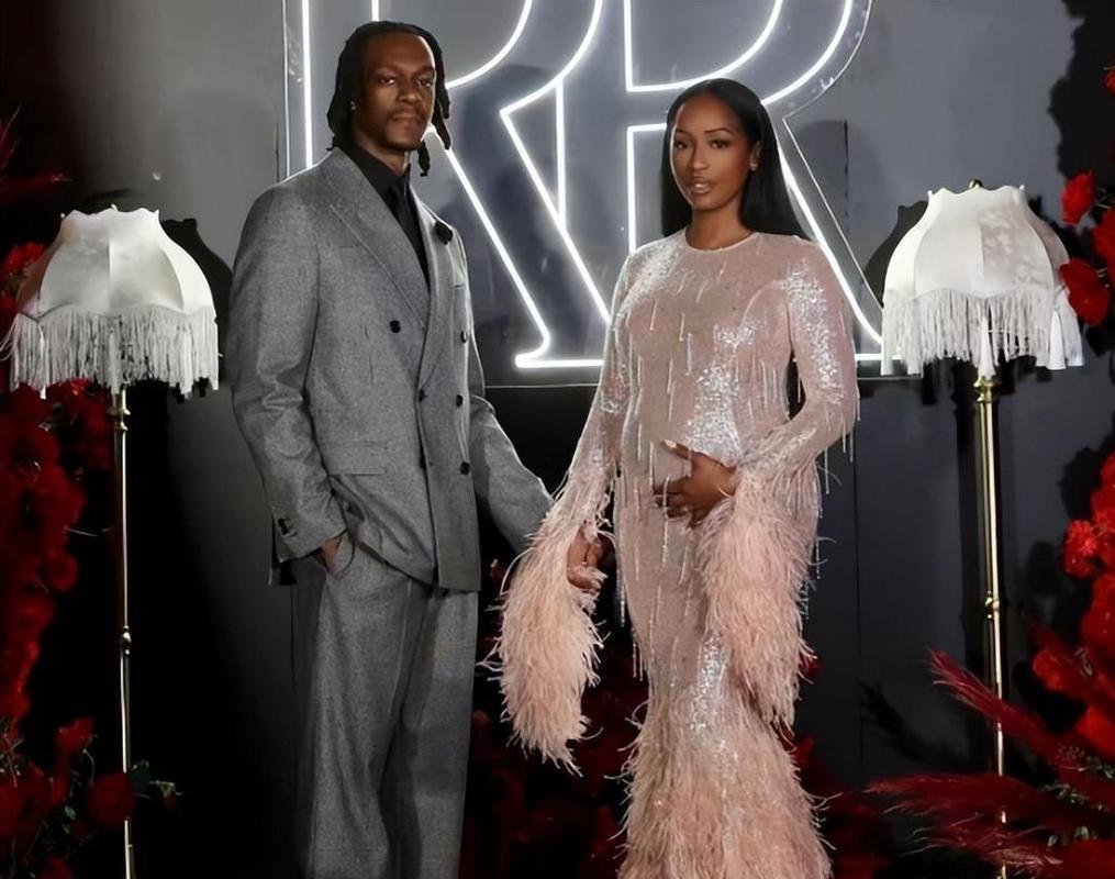 这长相绝对是亲生的隆多儿子13岁征战高中联赛贡献25分7助