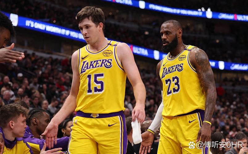 里夫斯：41岁詹姆斯的运动能力仍胜过95%的球员这令人瞠目结舌