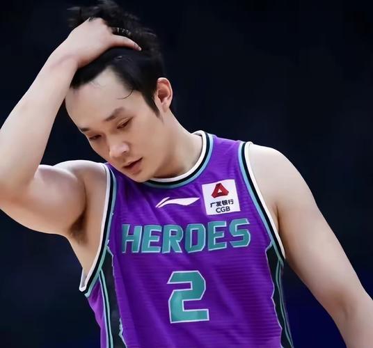 媒体人:相比于两届MVP的惊艳丁彦雨航的职业生涯更多充满了遗憾