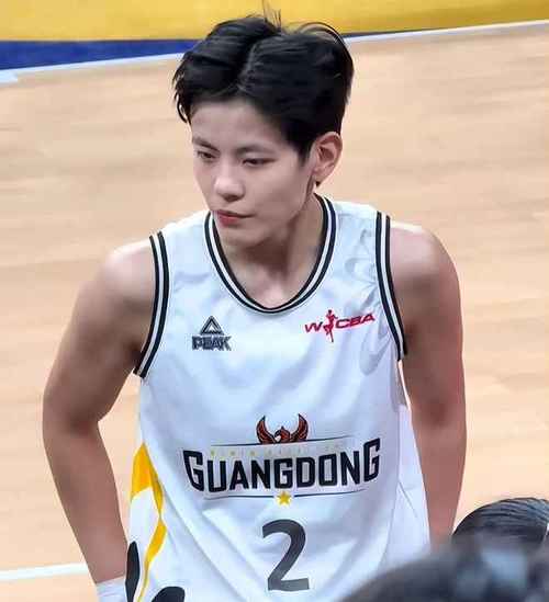 WCBA全明星周末:刘贝荣获星锐赛MVP杨舒予晋级三分大赛决赛