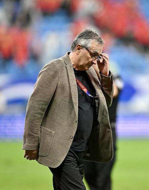 范弗里特：我不是救世主但我从来没让任何一支球队变得更差