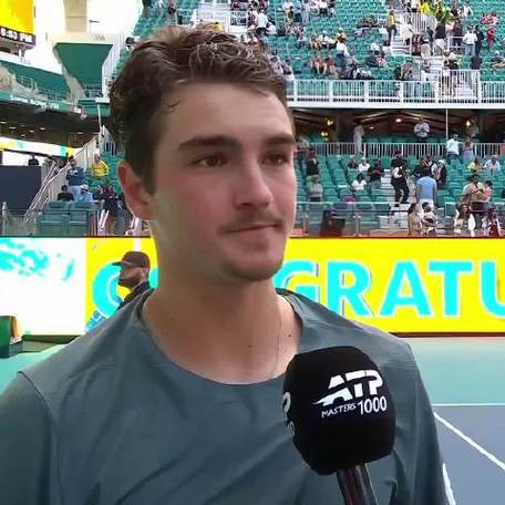 丰塞卡谈背靠背和TOP2交手:我非常期待,不知道其他球员怎么想