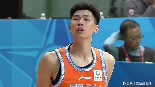 打光最后一颗子弹！邹阳最后9秒砍下7分全场拿到17分5板