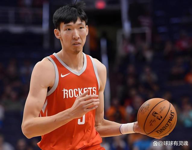 斯佩尔曼手感火热让教练组更信任周琦罚球回暖自家篮筐就是亲切