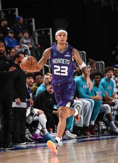 Shams:活塞内部抱有希望坎宁安能赶在4月中旬季后赛及时复出