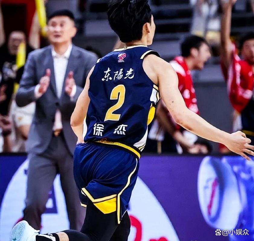 陈家政本赛季三分命中率达到52.5%创生涯新高20分在40+投篮球员中排名联盟第一_CBA直播