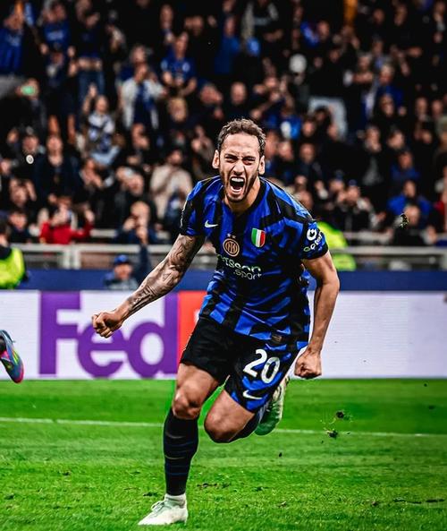 恰尔汗奥卢:2021年加盟国米之前,我收到了巴萨提交的引援方案