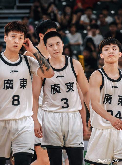 媒体人：广东男篮有明显的“怄气感”缘由&对象只有球队内部知道