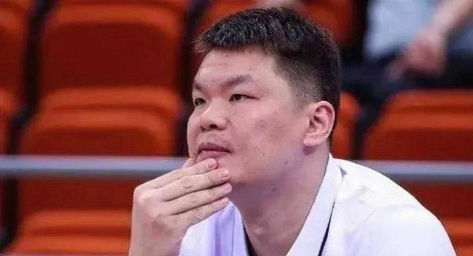 媒体人：广厦男篮补强内线在自由市场上签回了旧将苏若禹