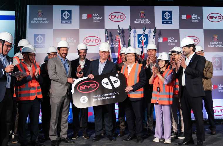 退役的脚步临近巴西媒体报道奥斯卡与圣保罗达成解约协议放弃近七千万薪资_中超直播