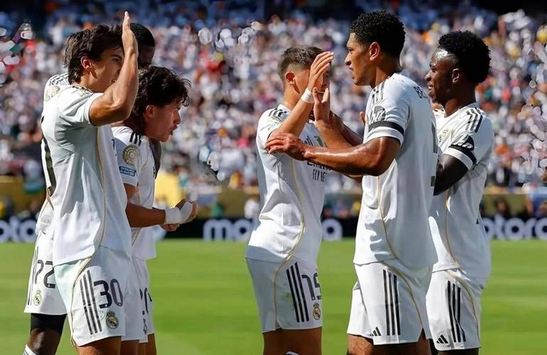 也是假的记者:皇马检查错卡马文加脚踝是不实传闻