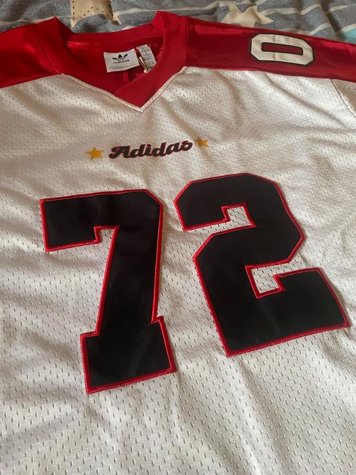 阿迪最后一舞!首席设计师谈德国客场球衣:灵感来源过去的训练服